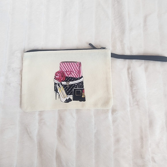 NWOT Fashion Cosmetic Pouch - Luxe - Picture 2 of 3